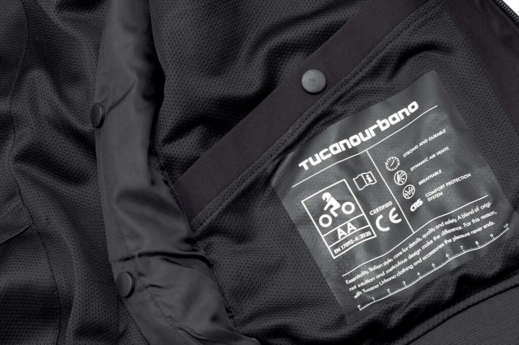 Flowmotion Jacket by Tucano Urbano
